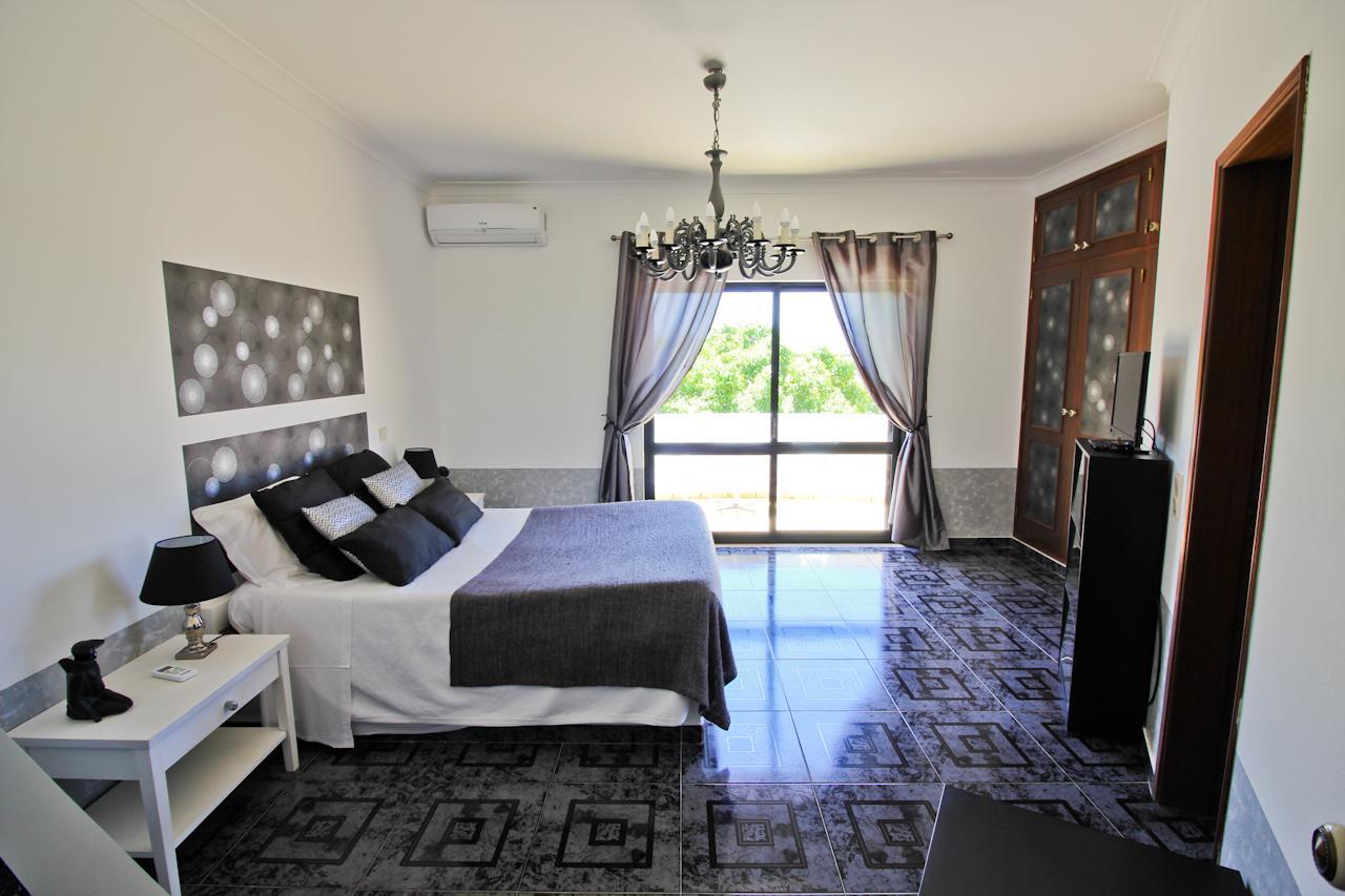 Suite Thing Hostel Lagos Luaran gambar
